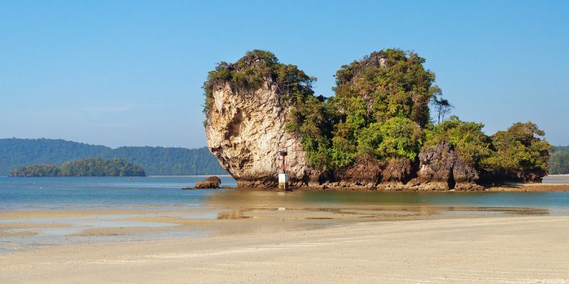 Noppharat Thara Beach